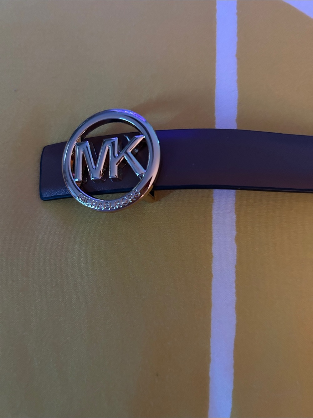 Michael Kors copy of Brown Leather Belt with Silver MK Round Buckle - Picture 4 of 6